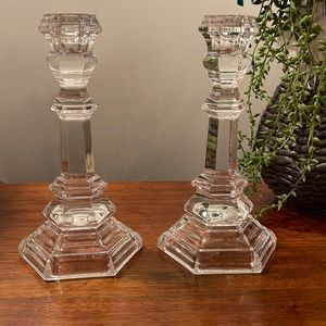 Lovely Pair of Tiffany and Co Candlesticks, Plymouth Pattern